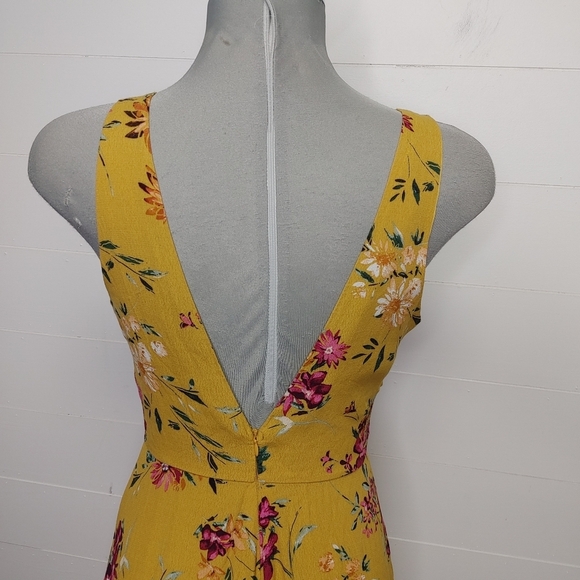 Dynamite floral midi dress XS - Picture 5 of 13